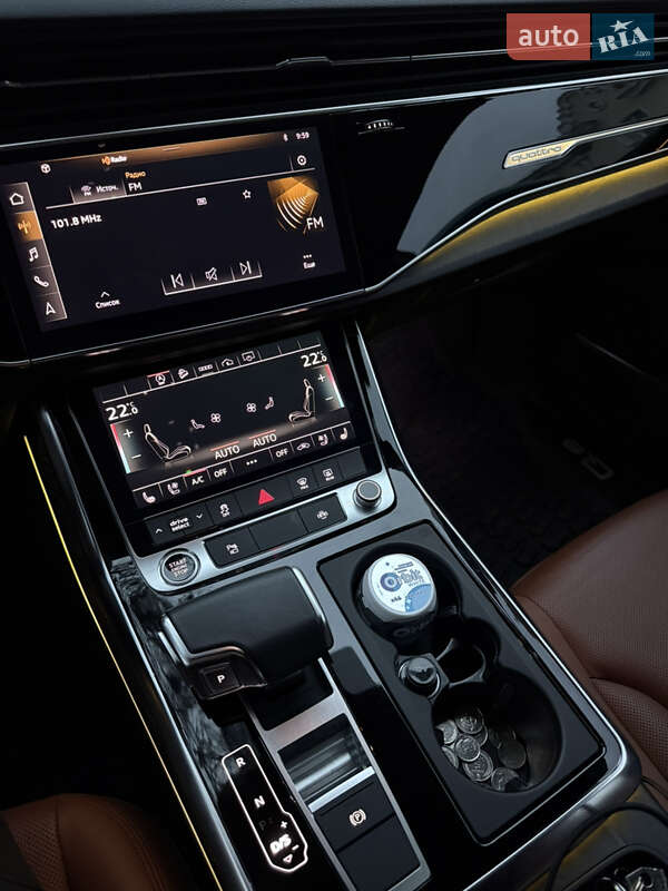 Позашляховик / Кросовер Audi Q8 2023 в Чернігові