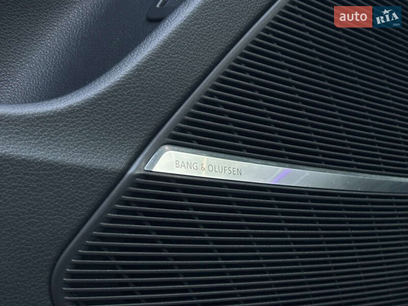 Позашляховик / Кросовер Audi Q8 2018 в Львові фото 51 Позашляховик / Кросовер Audi Q8 2018 в Львові