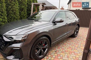 Позашляховик / Кросовер Audi Q8 2024 в Києві