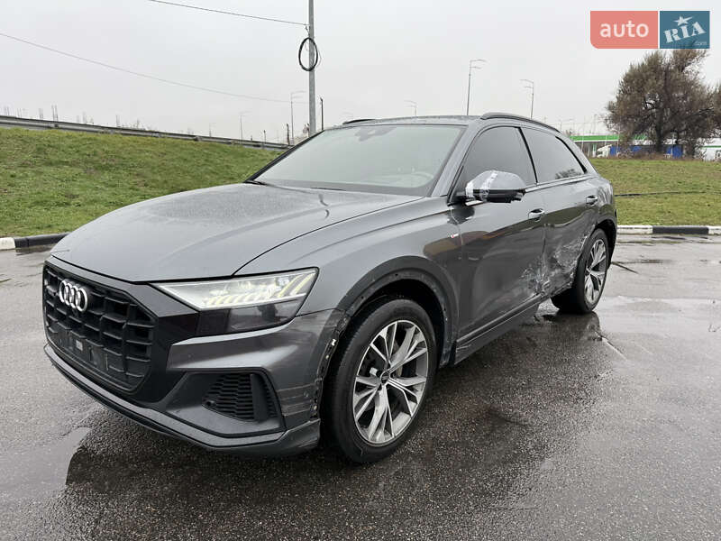 Позашляховик / Кросовер Audi Q8 2021 в Києві