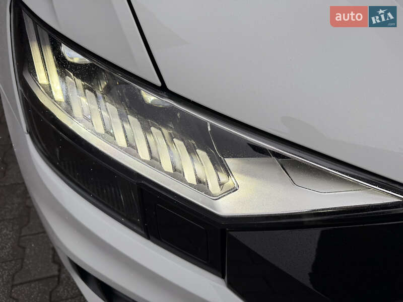 Внедорожник / Кроссовер Audi Q8 2023 в Киеве фото 8 Внедорожник / Кроссовер Audi Q8 2023 в Киеве