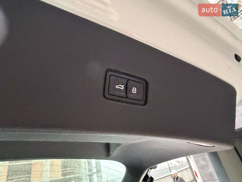Внедорожник / Кроссовер Audi Q8 2023 в Киеве фото 42 Внедорожник / Кроссовер Audi Q8 2023 в Киеве