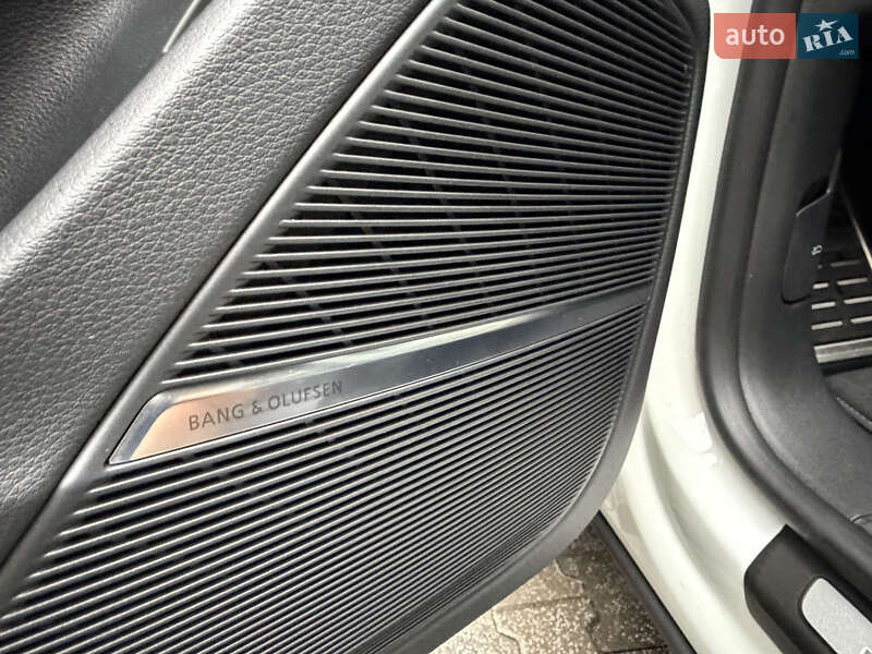 Внедорожник / Кроссовер Audi Q8 2023 в Киеве фото 72 Внедорожник / Кроссовер Audi Q8 2023 в Киеве