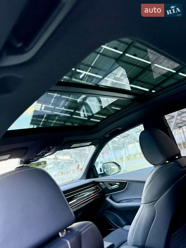 Позашляховик / Кросовер Audi Q8 2024 в Львові