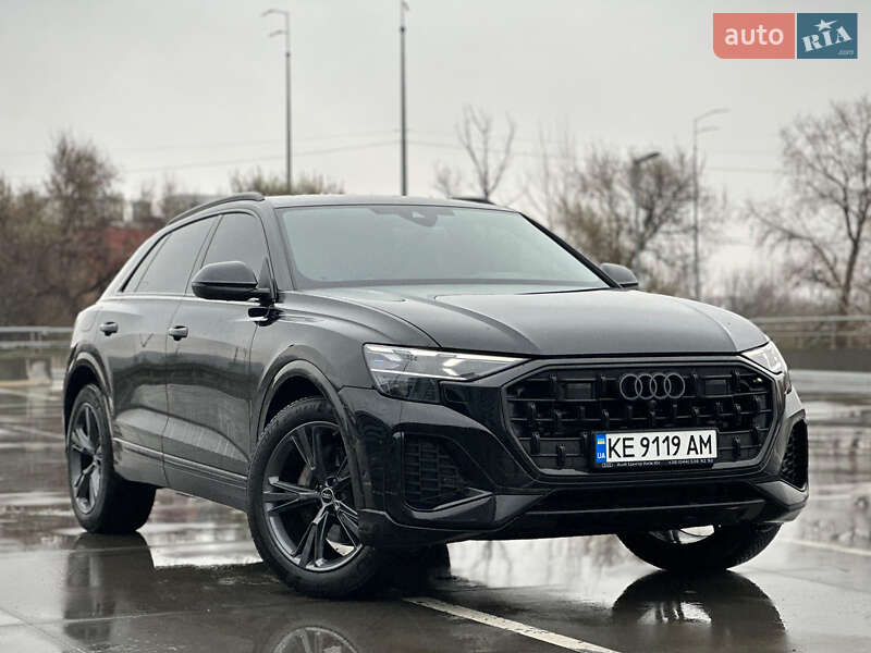 Внедорожник / Кроссовер Audi Q8 2024 в Киеве