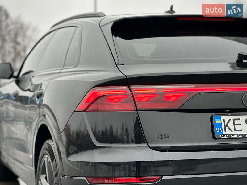 Внедорожник / Кроссовер Audi Q8 2024 в Киеве