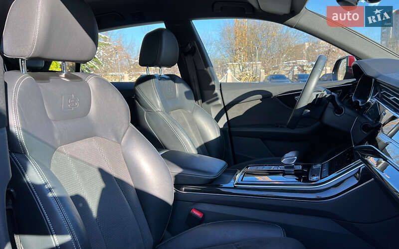 Внедорожник / Кроссовер Audi Q8 2020 в Львове фото 23 Внедорожник / Кроссовер Audi Q8 2020 в Львове