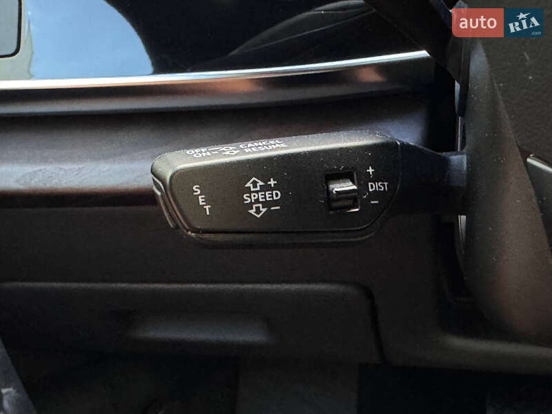 Внедорожник / Кроссовер Audi Q8 2019 в Киеве