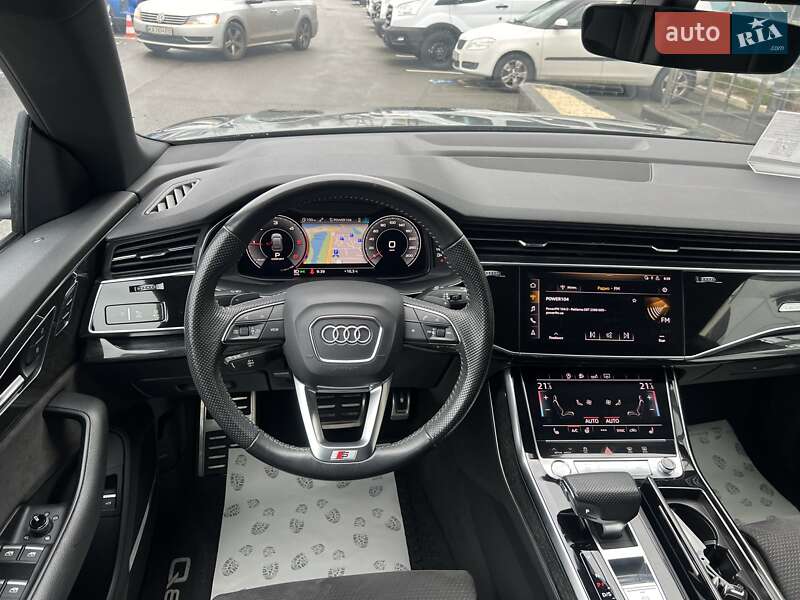 Внедорожник / Кроссовер Audi Q8 2019 в Киеве