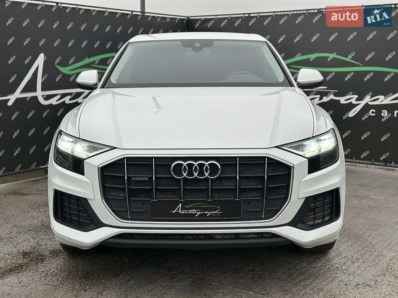 Внедорожник / Кроссовер Audi Q8 2019 в Киеве