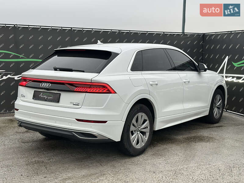 Внедорожник / Кроссовер Audi Q8 2019 в Киеве