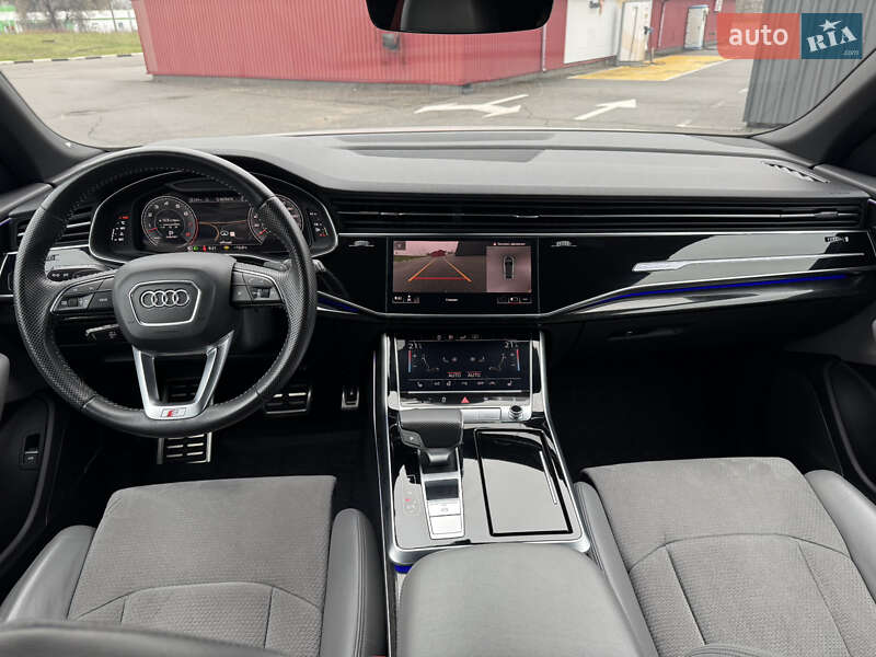Внедорожник / Кроссовер Audi Q8 2018 в Киеве