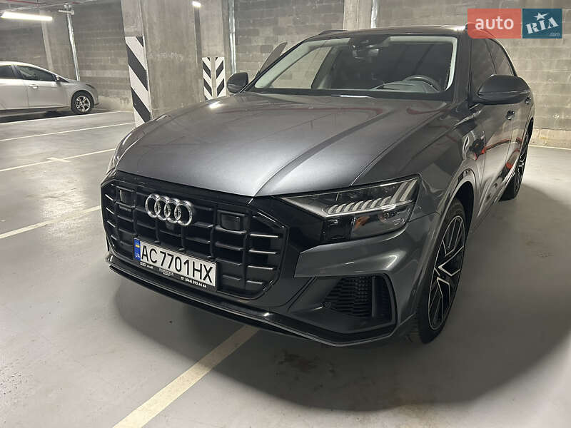 Внедорожник / Кроссовер Audi Q8 2019 в Киеве