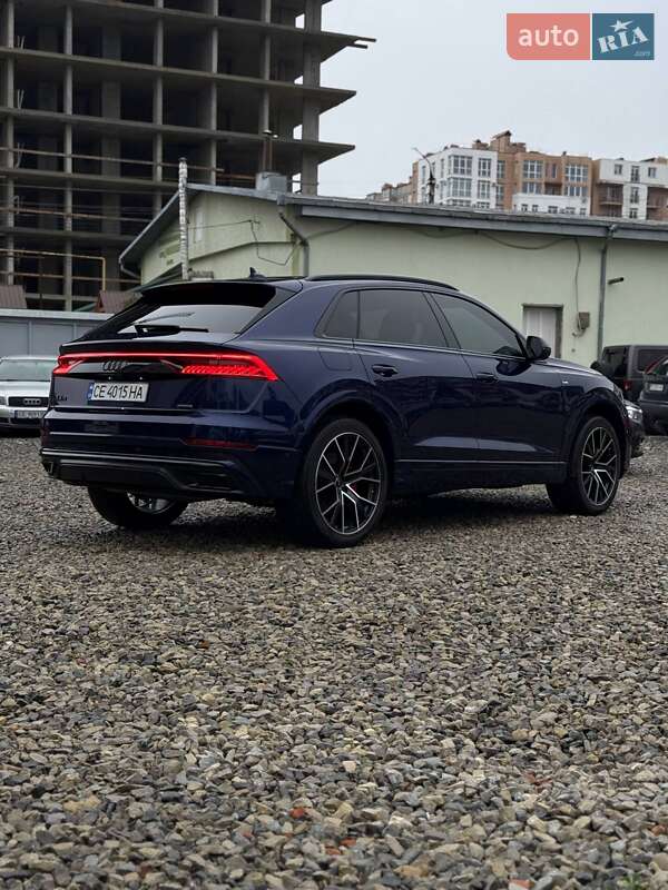 Внедорожник / Кроссовер Audi Q8 2023 в Черновцах