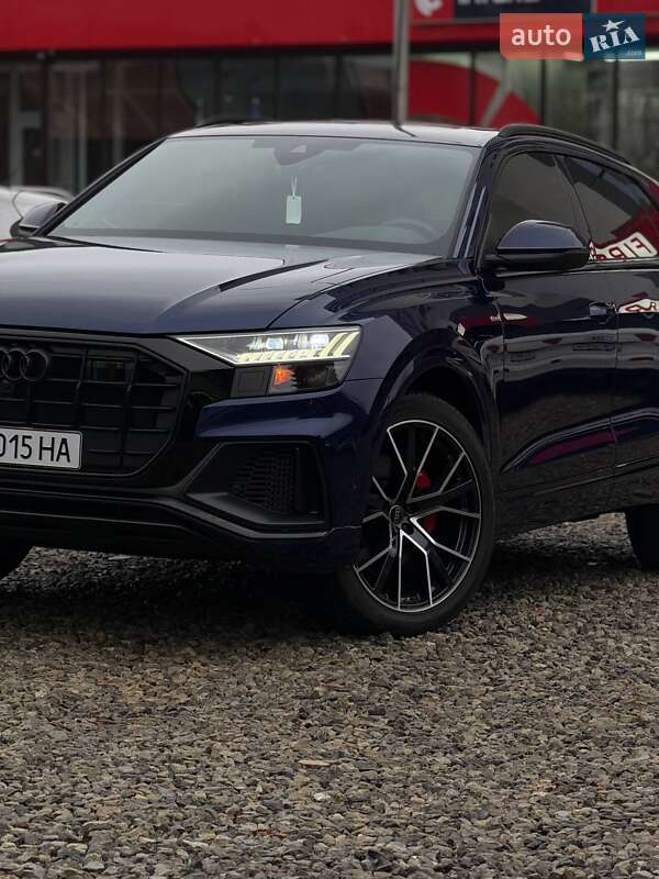 Внедорожник / Кроссовер Audi Q8 2023 в Черновцах
