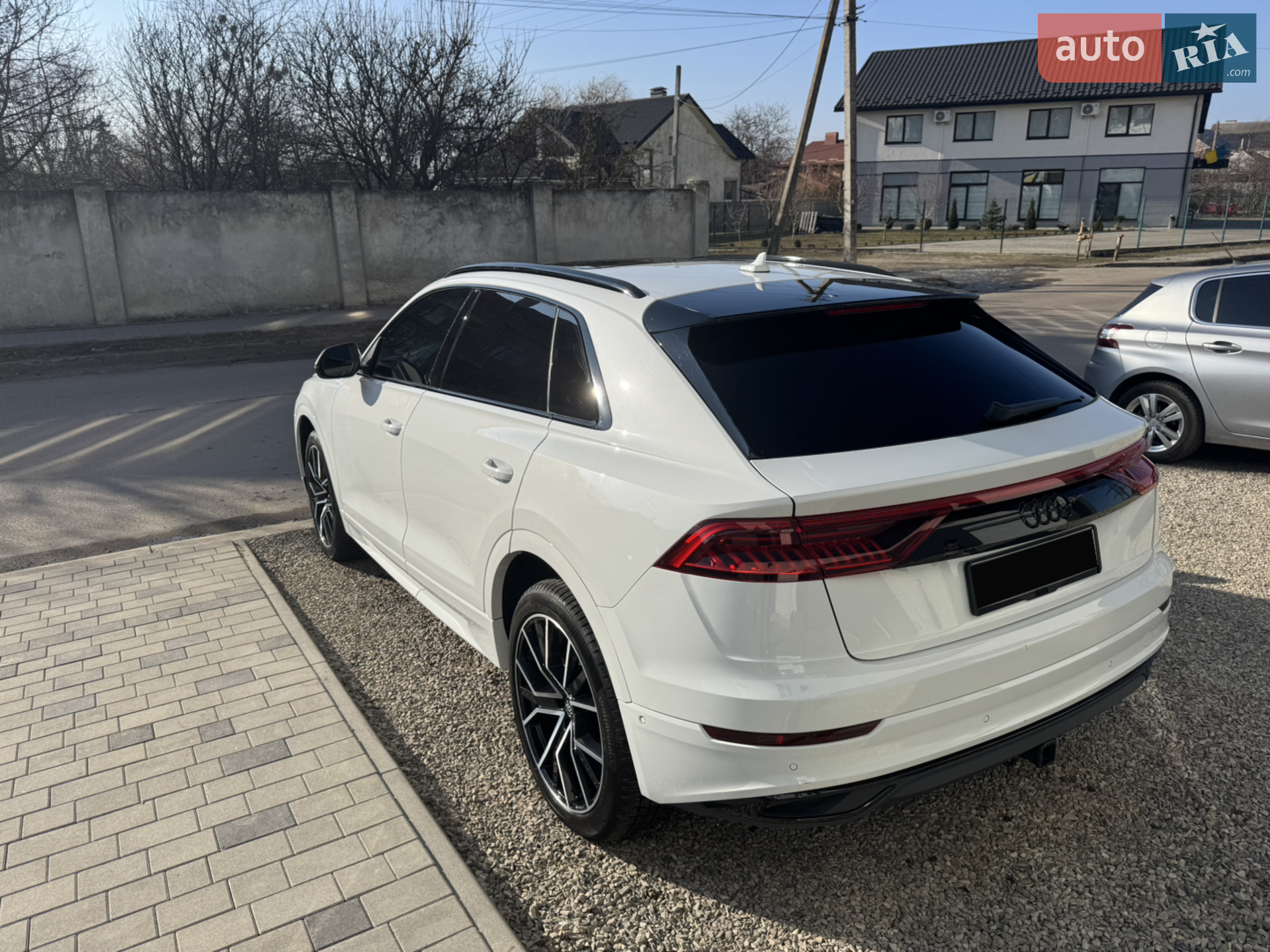 2019 Audi Q8 - мініатюра 2