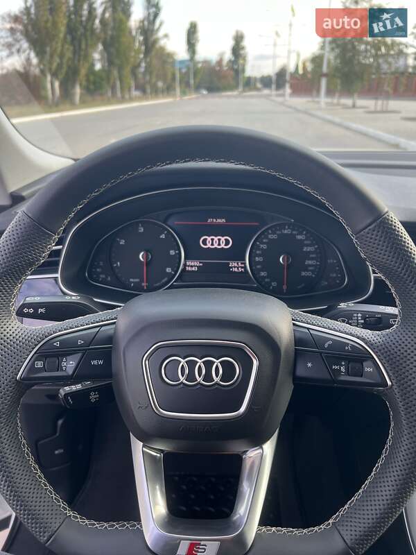 Внедорожник / Кроссовер Audi Q8 2021 в Измаиле фото 3 Внедорожник / Кроссовер Audi Q8 2021 в Измаиле