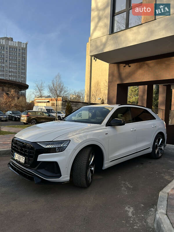 Внедорожник / Кроссовер Audi Q8 2021 в Львове фото 25 Внедорожник / Кроссовер Audi Q8 2021 в Львове