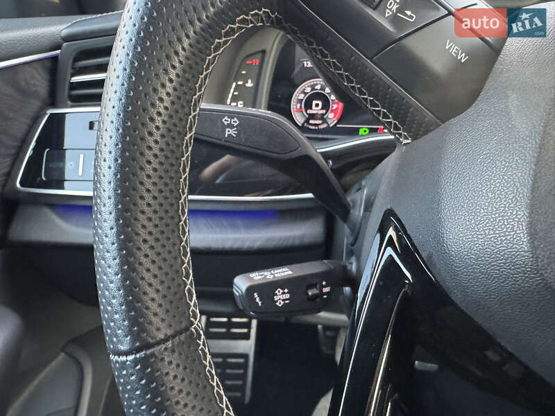 Внедорожник / Кроссовер Audi Q8 2021 в Львове фото 38 Внедорожник / Кроссовер Audi Q8 2021 в Львове