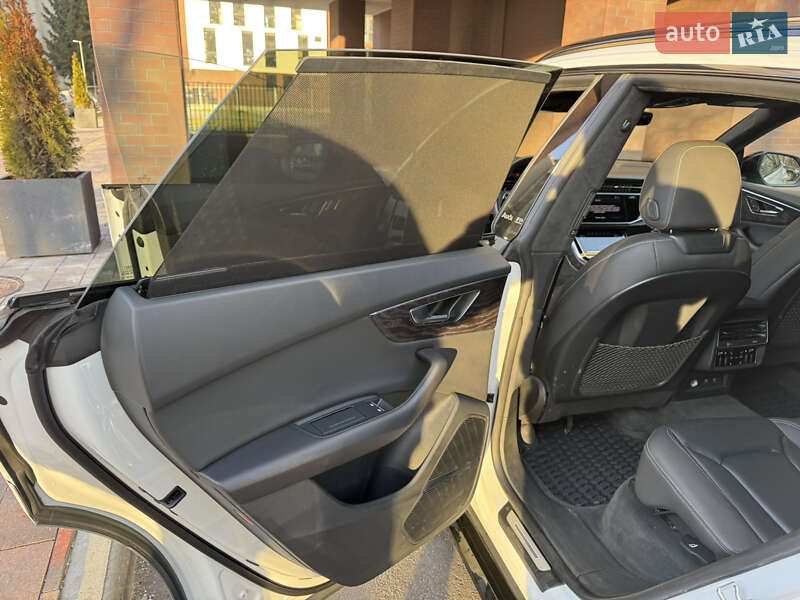 Внедорожник / Кроссовер Audi Q8 2021 в Львове фото 74 Внедорожник / Кроссовер Audi Q8 2021 в Львове