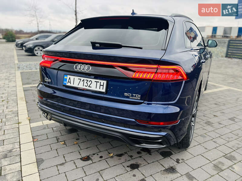 Внедорожник / Кроссовер Audi Q8 2020 в Мукачево