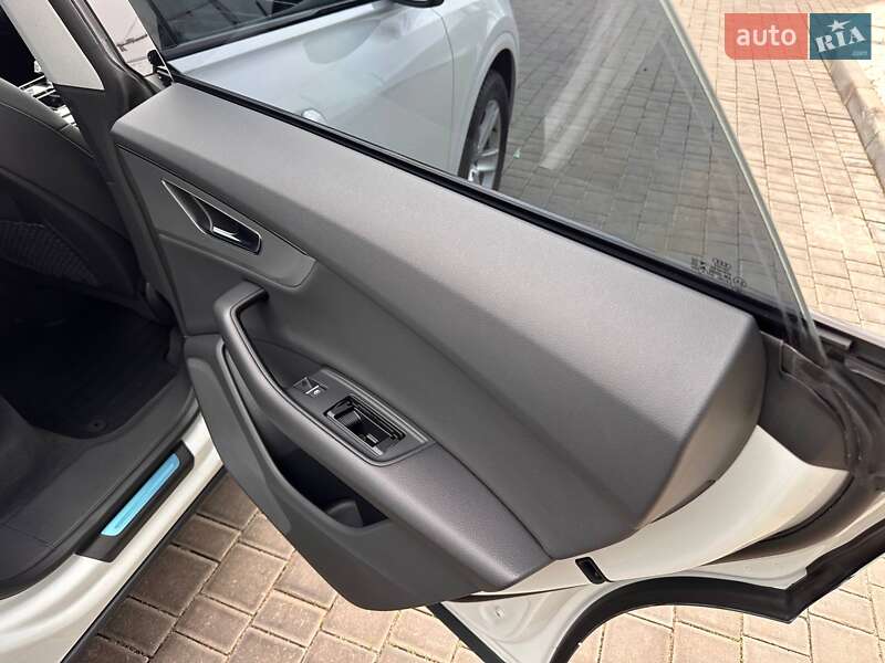 Внедорожник / Кроссовер Audi Q8 2021 в Одессе фото 52 Внедорожник / Кроссовер Audi Q8 2021 в Одессе