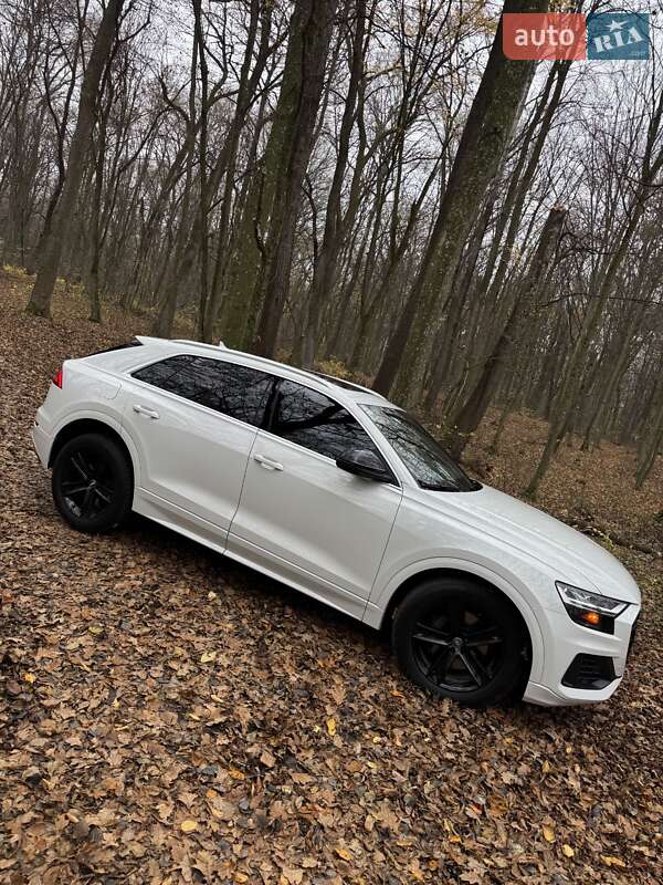 Внедорожник / Кроссовер Audi Q8 2018 в Луцке