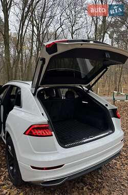 Внедорожник / Кроссовер Audi Q8 2018 в Луцке