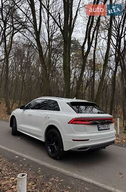 Внедорожник / Кроссовер Audi Q8 2018 в Луцке