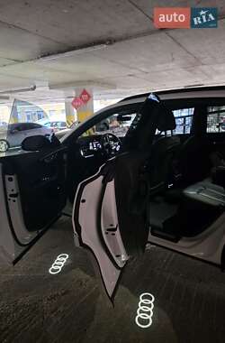 Внедорожник / Кроссовер Audi Q8 2018 в Луцке
