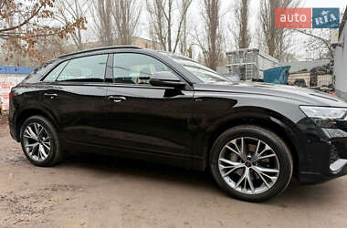 Позашляховик / Кросовер Audi Q8 2025 в Києві