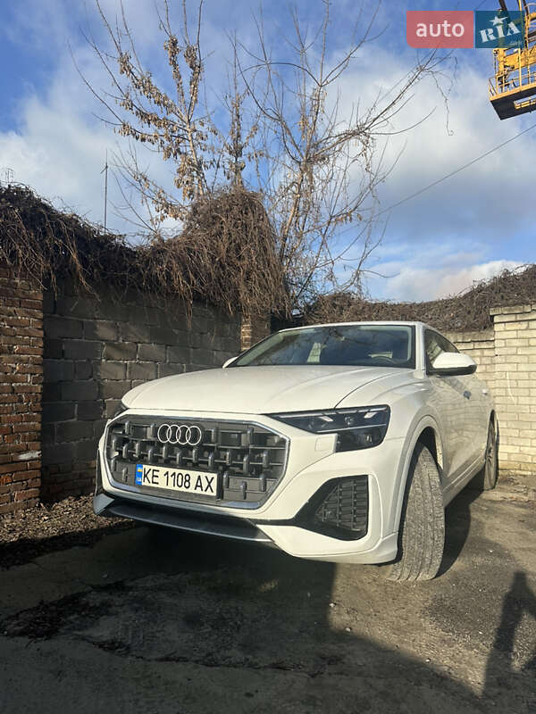 Audi Q8 2025