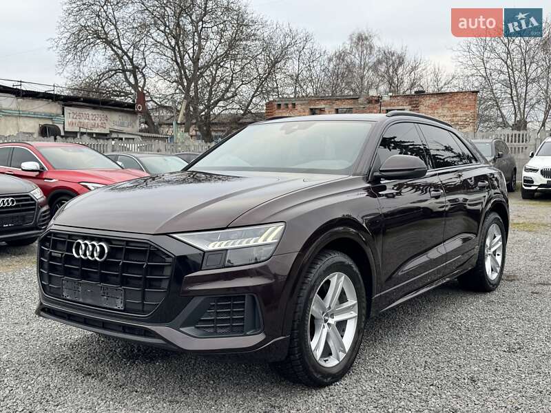 Внедорожник / Кроссовер Audi Q8 2019 в Тернополе