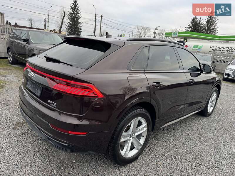 Внедорожник / Кроссовер Audi Q8 2019 в Тернополе
