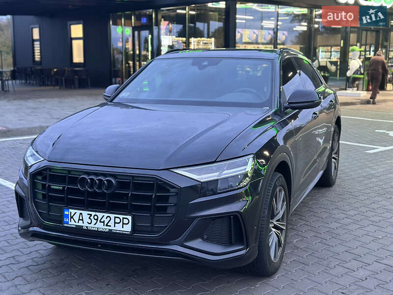 Внедорожник / Кроссовер Audi Q8 2018 в Киеве