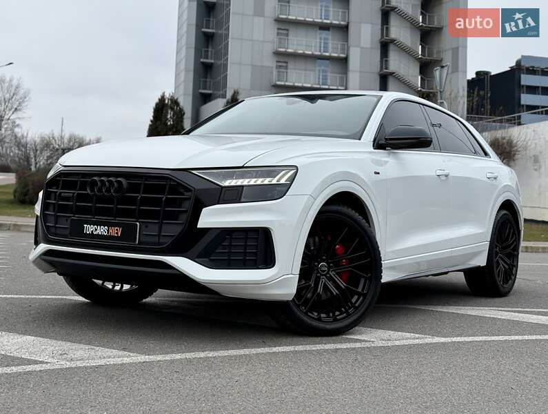 Позашляховик / Кросовер Audi Q8 2023 в Києві