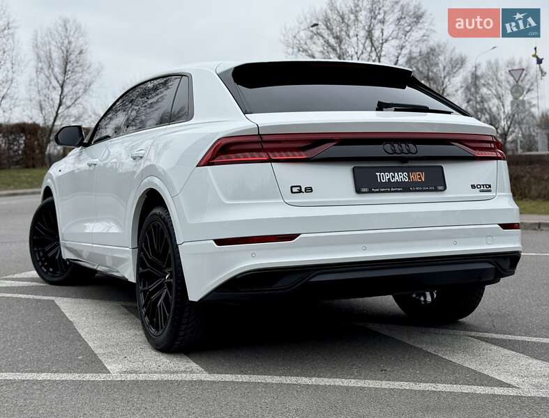 Позашляховик / Кросовер Audi Q8 2023 в Києві