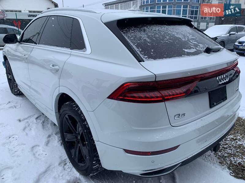 Внедорожник / Кроссовер Audi Q8 2019 в Стрые