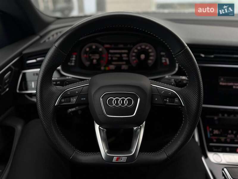 Внедорожник / Кроссовер Audi Q8 2019 в Львове
