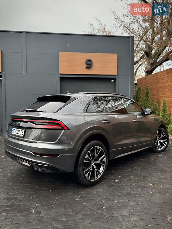 Внедорожник / Кроссовер Audi Q8 2018 в Киеве