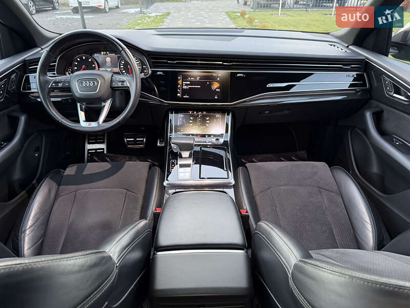 Позашляховик / Кросовер Audi Q8 2019 в Ужгороді фото 35 Позашляховик / Кросовер Audi Q8 2019 в Ужгороді
