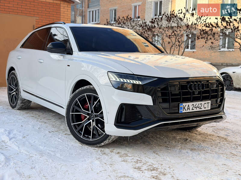Позашляховик / Кросовер Audi Q8 2019 в Ромнах фото 5 Позашляховик / Кросовер Audi Q8 2019 в Ромнах