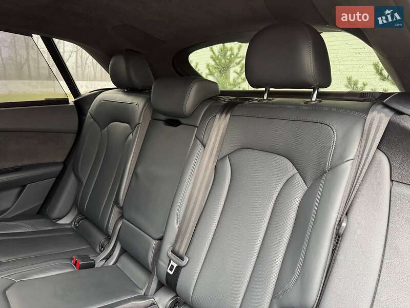 Внедорожник / Кроссовер Audi Q8 2019 в Луцке