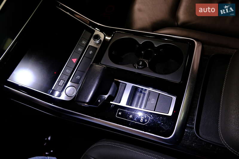 Позашляховик / Кросовер Audi Q8 2019 в Одесі фото 28 Позашляховик / Кросовер Audi Q8 2019 в Одесі