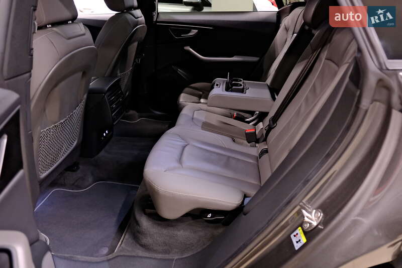 Позашляховик / Кросовер Audi Q8 2019 в Одесі фото 39 Позашляховик / Кросовер Audi Q8 2019 в Одесі