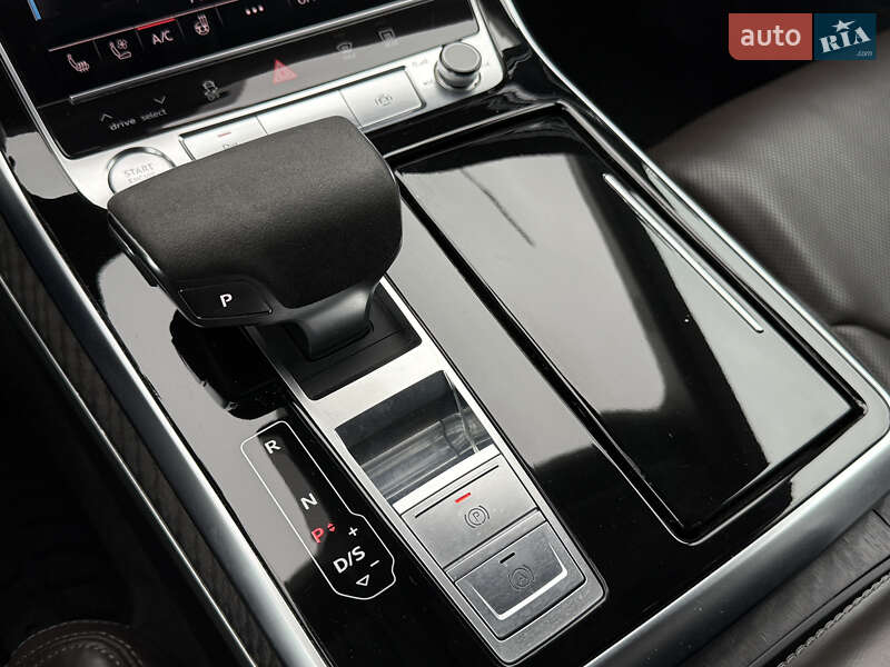 Позашляховик / Кросовер Audi Q8 2019 в Києві фото 39 Позашляховик / Кросовер Audi Q8 2019 в Києві
