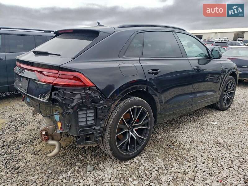 Внедорожник / Кроссовер Audi Q8 2021 в Львове