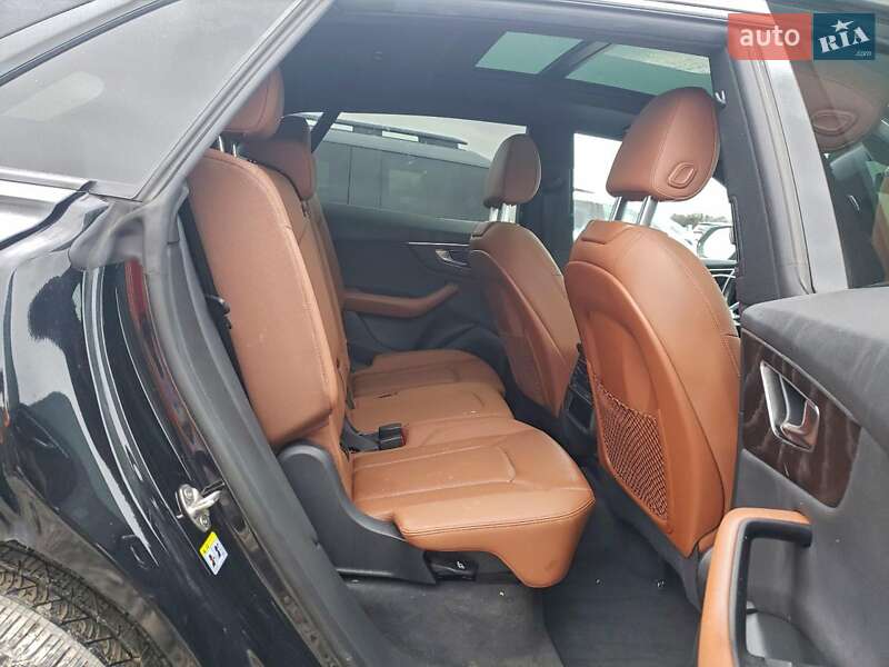 Внедорожник / Кроссовер Audi Q8 2021 в Львове