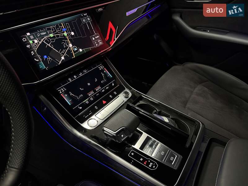 Внедорожник / Кроссовер Audi Q8 2019 в Тернополе