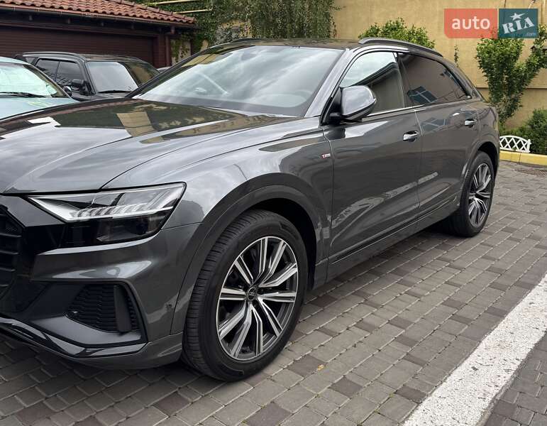 Внедорожник / Кроссовер Audi Q8 2023 в Одессе